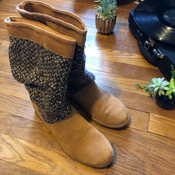 Toms Boots - Picture 3 of 8